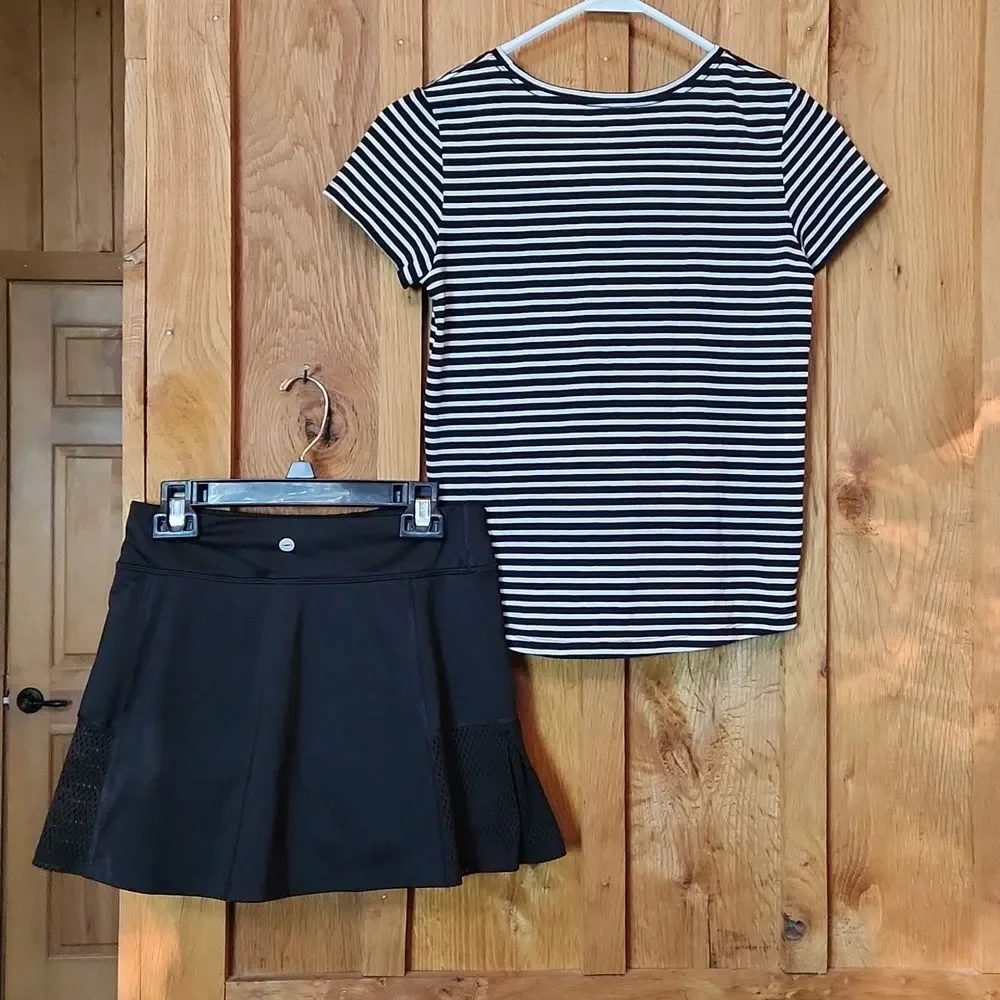 Avia Athletic Stretch Skort & Old Navy Stripes Tee Outfit, Large, Black & White